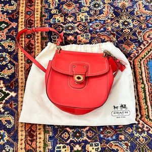 Red coach bag - turn lock tab with post